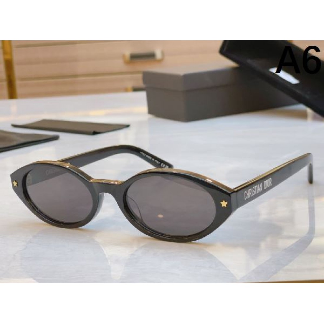 DIOR ディオール スーパー コピー サングラス 軽やかでフェミニンな印象に