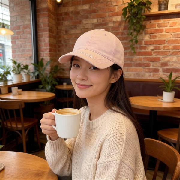 帽子ひとつで変わる 今っぽい日常スタイル バレンシアガ コピー BALENCIAGA