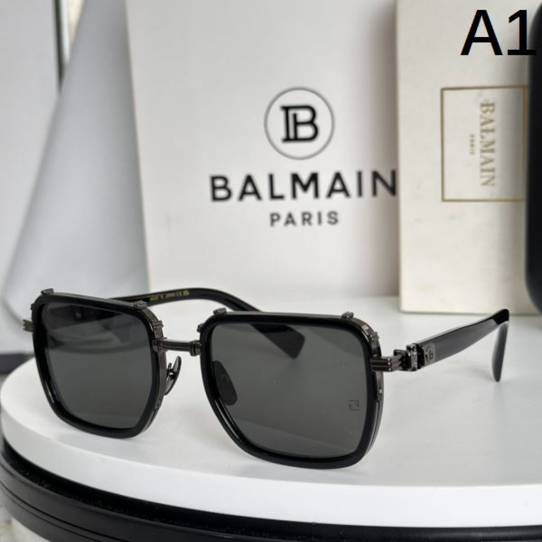 リピート率高め BALMAIN バルマン コピー サングラス 旬なカラー展開