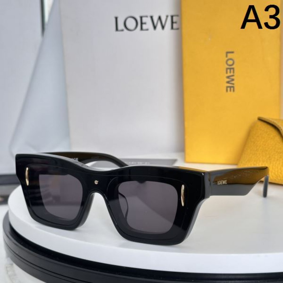 スタイリッシュなスタイル LOEWE ロエベ コピー サングラス 一瞬で華やぐ