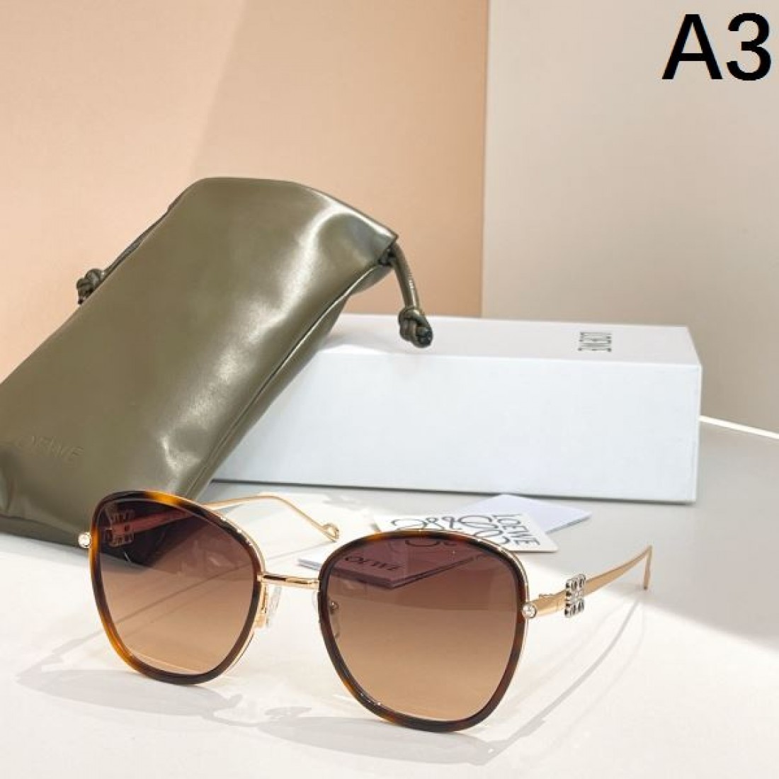 ラグジュアリー感満載 LOEWE ロエベ コピー サングラス こだわり抜かれた逸品