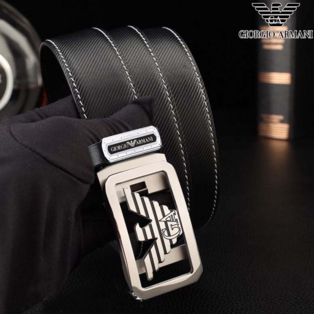 スマートで力強い ARMANI アルマーニ コピー ベルト シャープな存在感