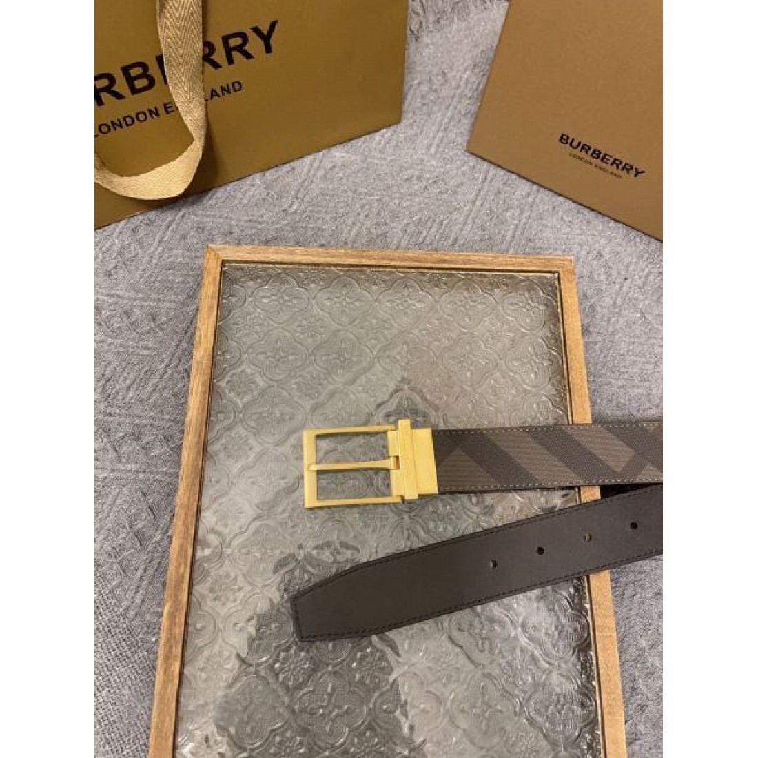 上質 クラシカルな BURBERRY バーバリー スーパーコピー ベルト 