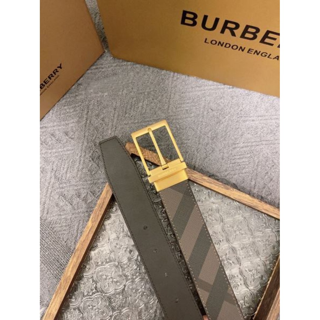 上質 クラシカルな BURBERRY バーバリー スーパーコピー ベルト 