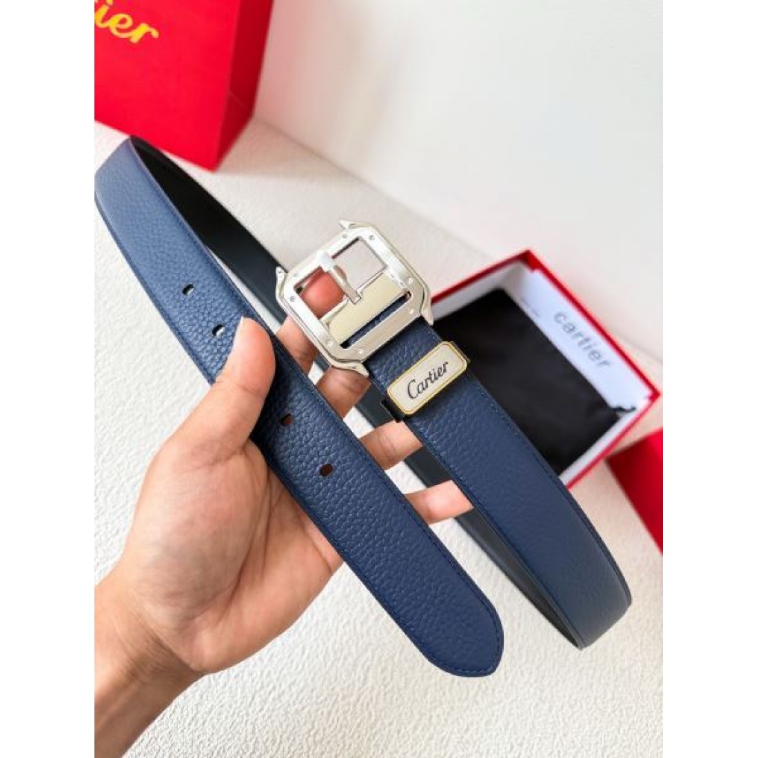 洗練された存在感 CARTIER カルティエ　スーパーコピー ベルト 大人の魅力