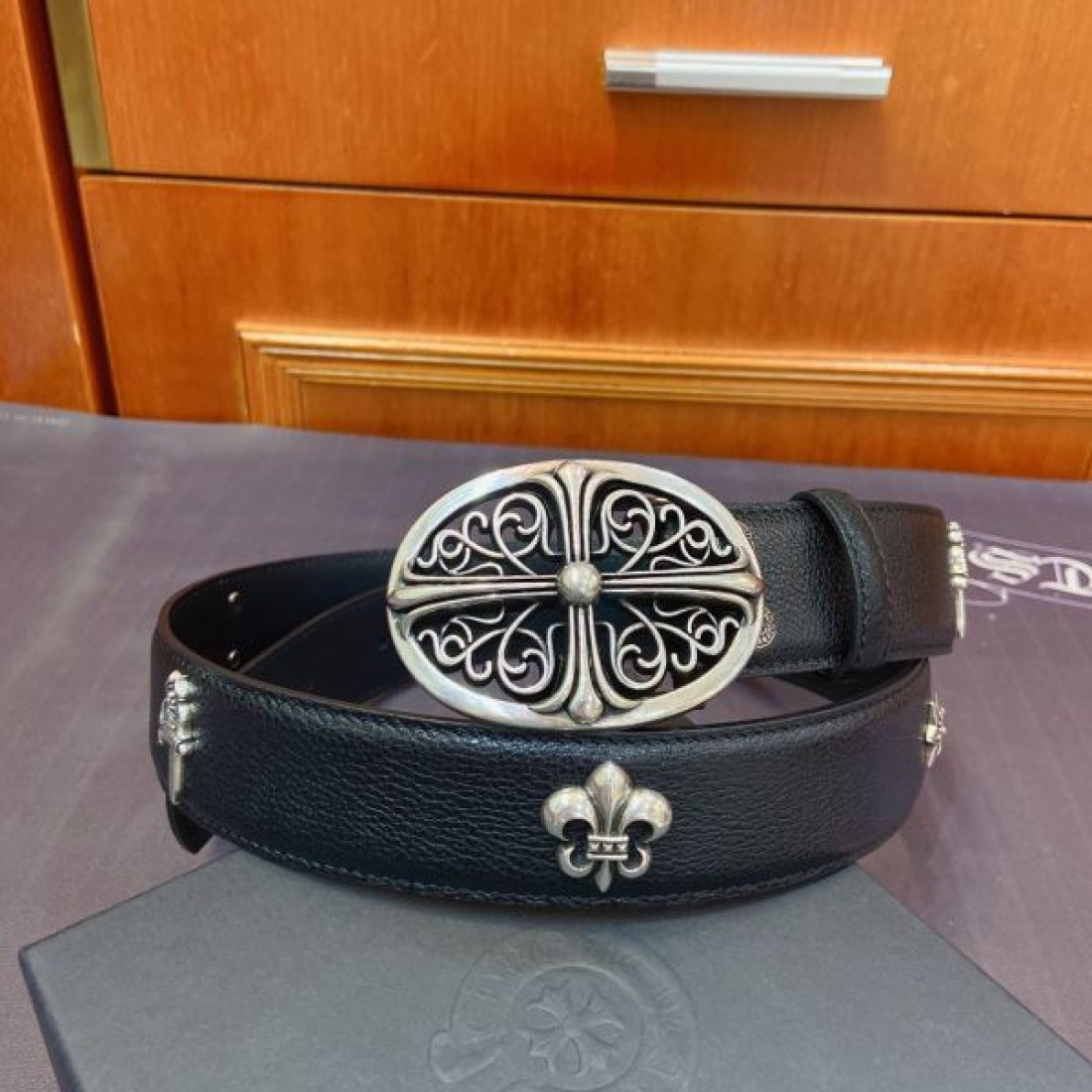 個性的な クロムハーツスーパーコピー ベルト CHROME HEARTS 斬新
