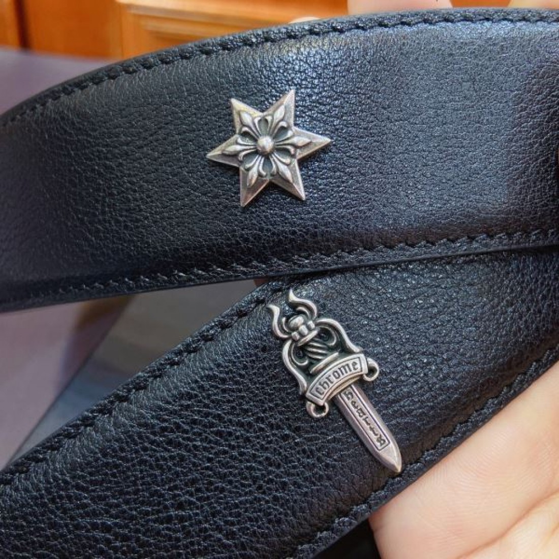 個性的な クロムハーツスーパーコピー ベルト CHROME HEARTS 斬新