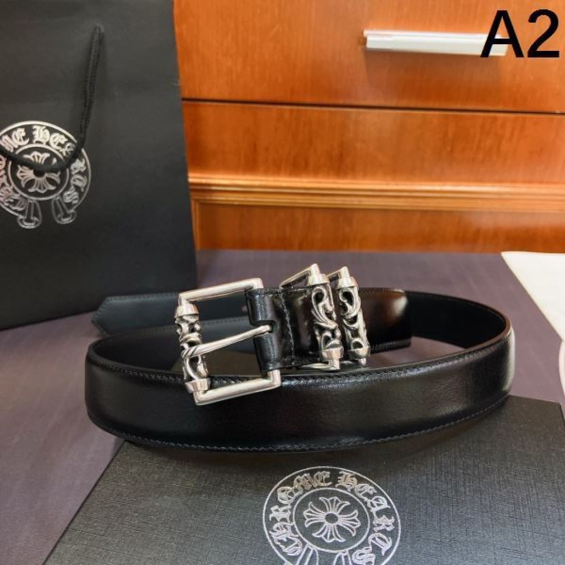 クロムハーツ コピー ベルト CHROME HEARTS ラグジュアリーな逸品