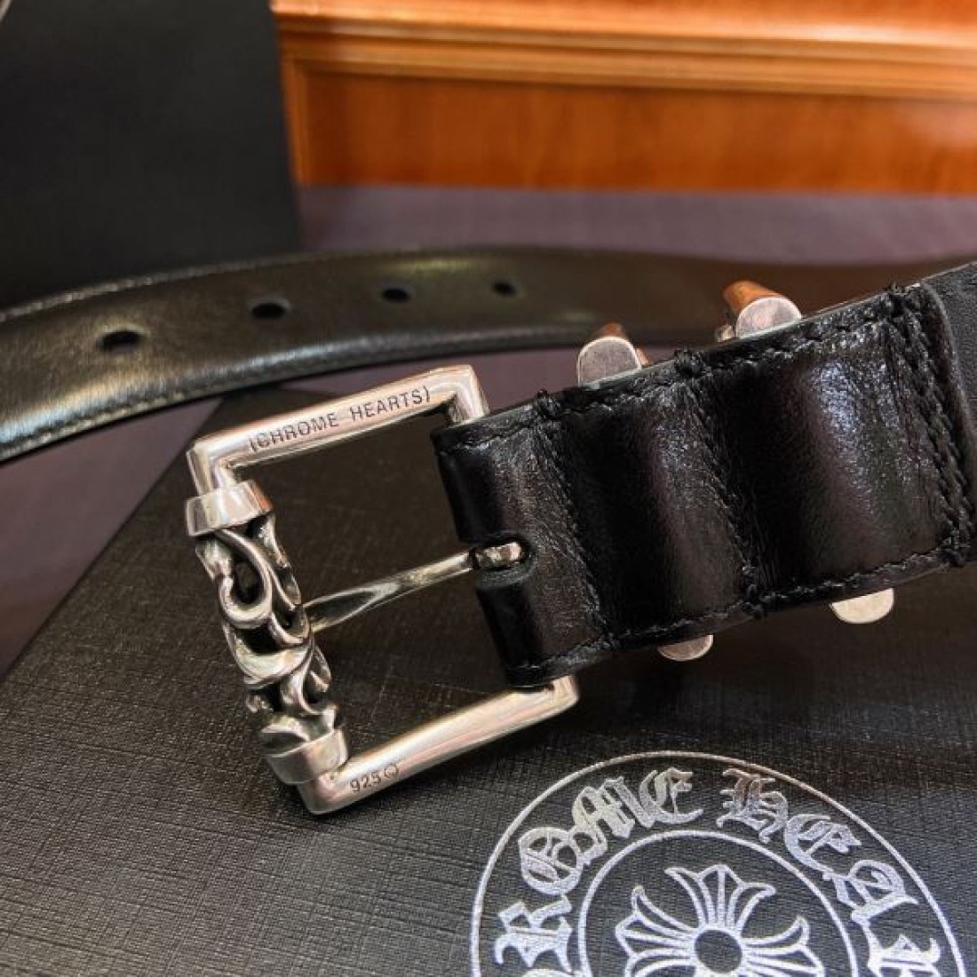クロムハーツ コピー ベルト CHROME HEARTS ラグジュアリーな逸品