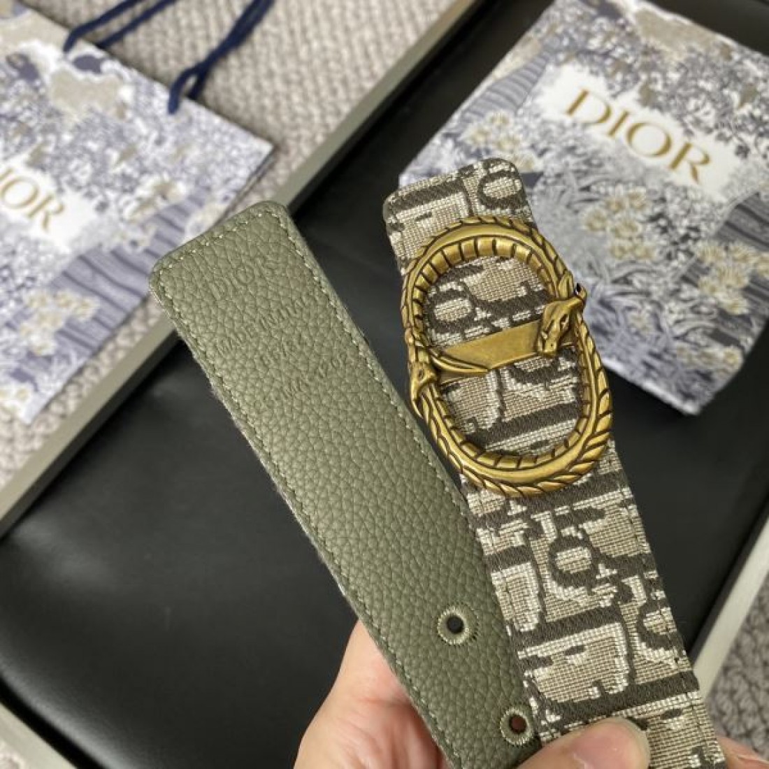 DIOR ディオール スーパーコピー ベルトスタイリッシュかつ 上品な印象