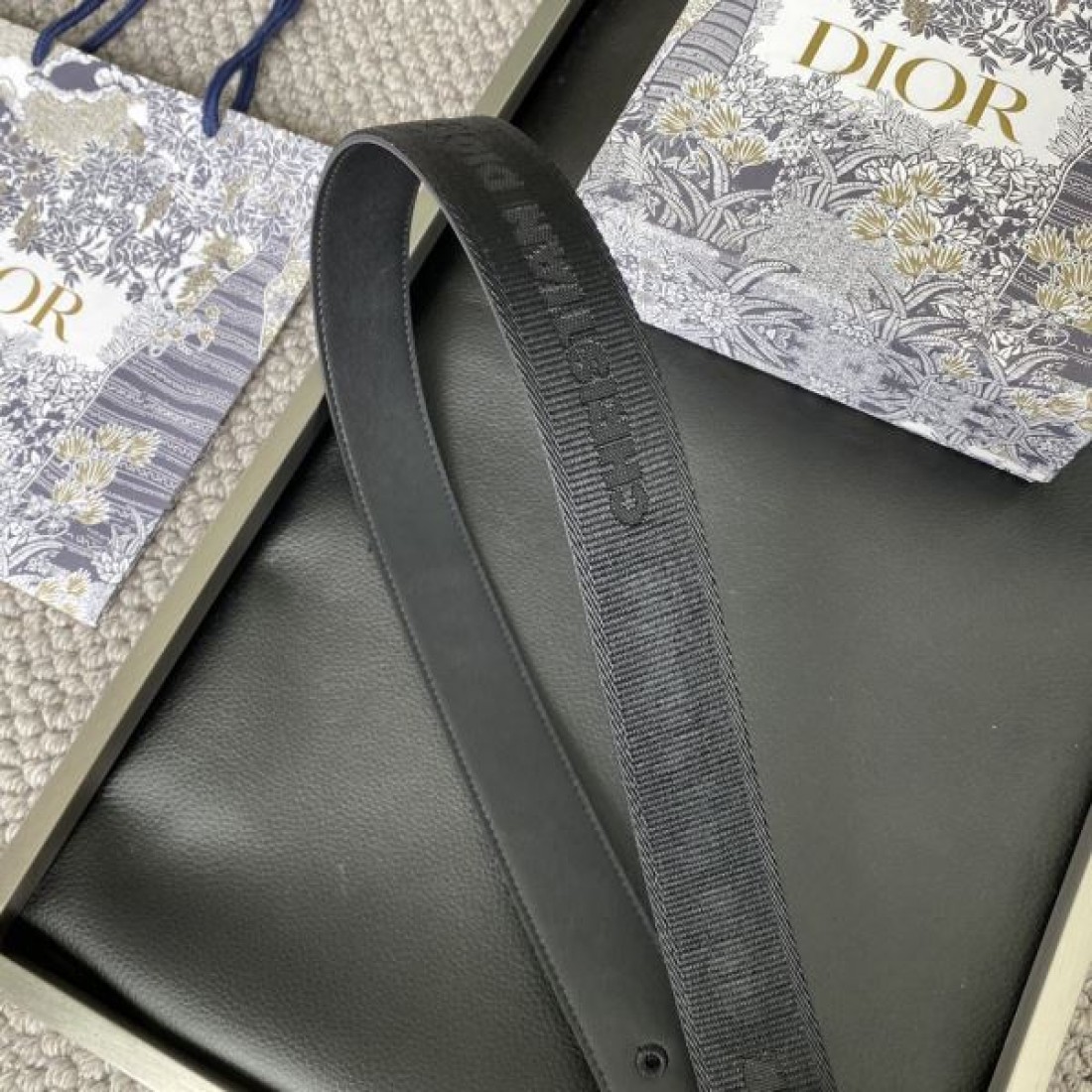 人気急上昇の DIOR ディオール スーパーコピー ベルト 魅力アップ