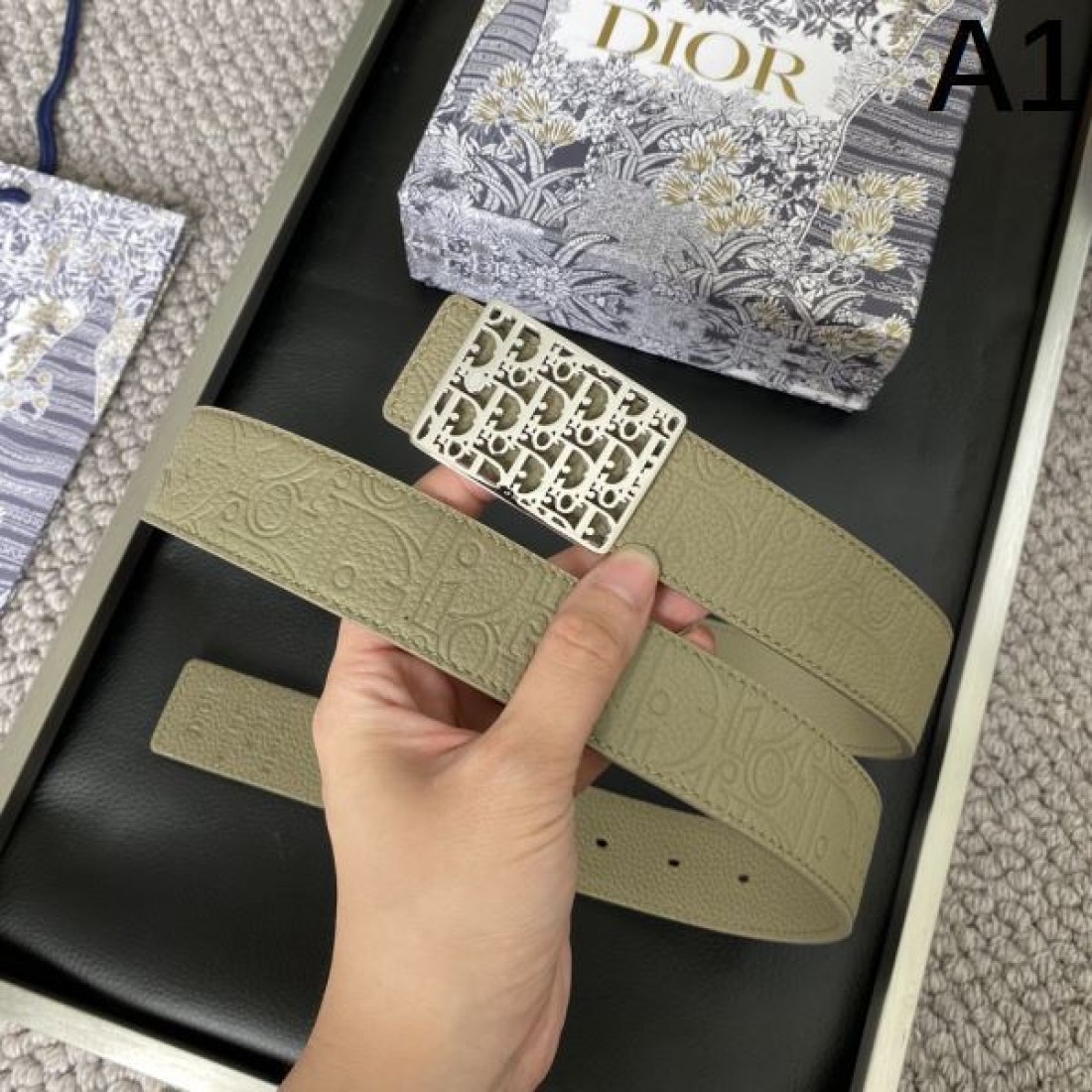エレガントで 洗練された ディオール スーパーコピー ベルト DIOR