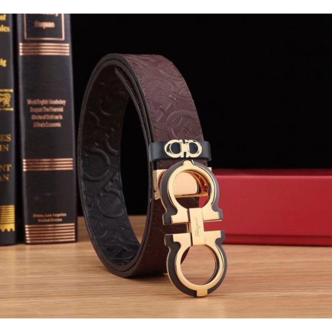 スタイリッシュで洗練された サルヴァトーレ コピー ベルト FERRAGAMO