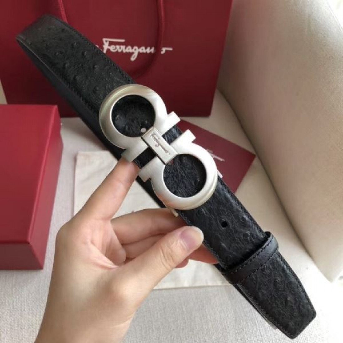 クラシカルな FERRAGAMO サルヴァトーレ コピー ベルト モダンな印象