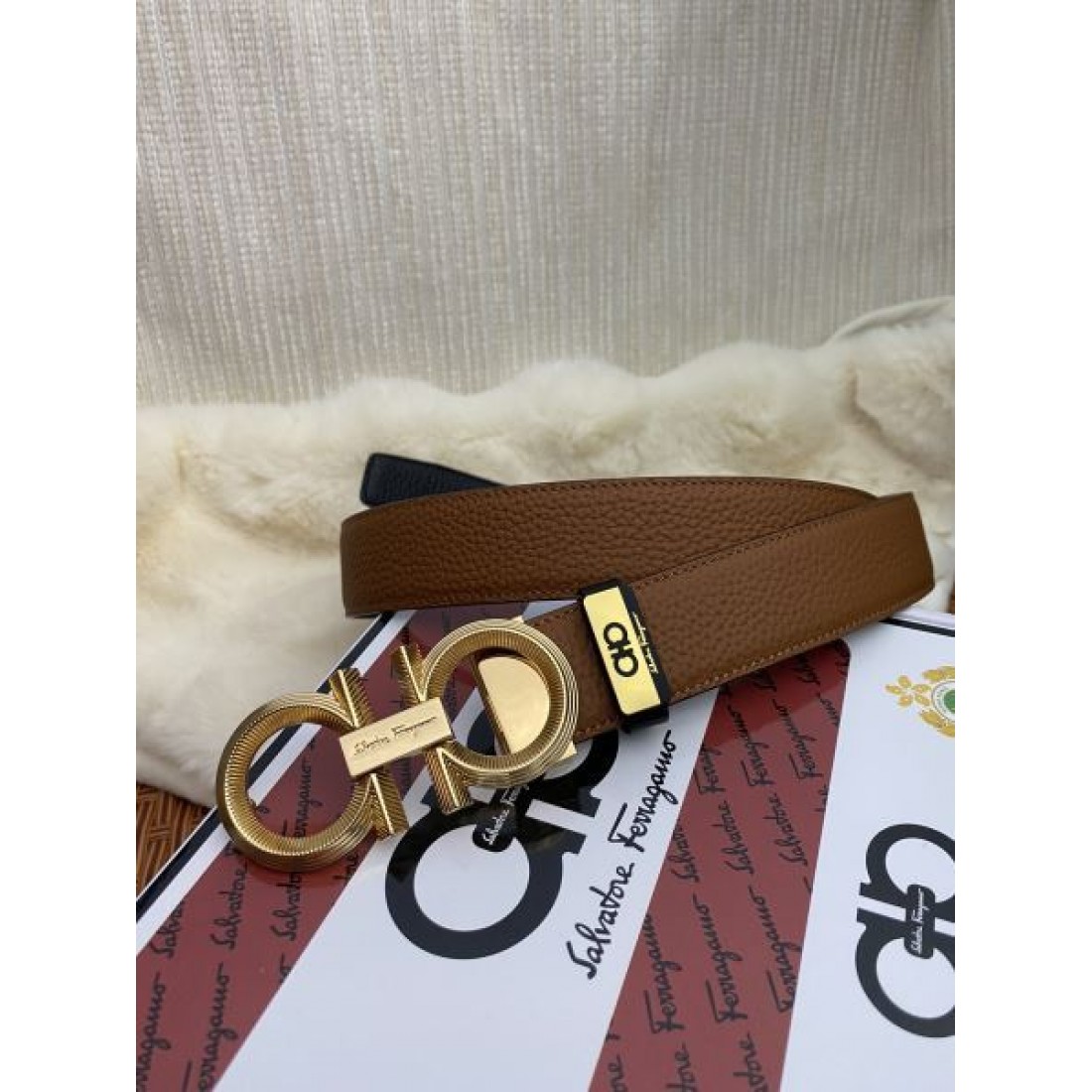 存在感抜群 魅力が光る サルヴァトーレ スーパー コピー ベルト FERRAGAMO 
