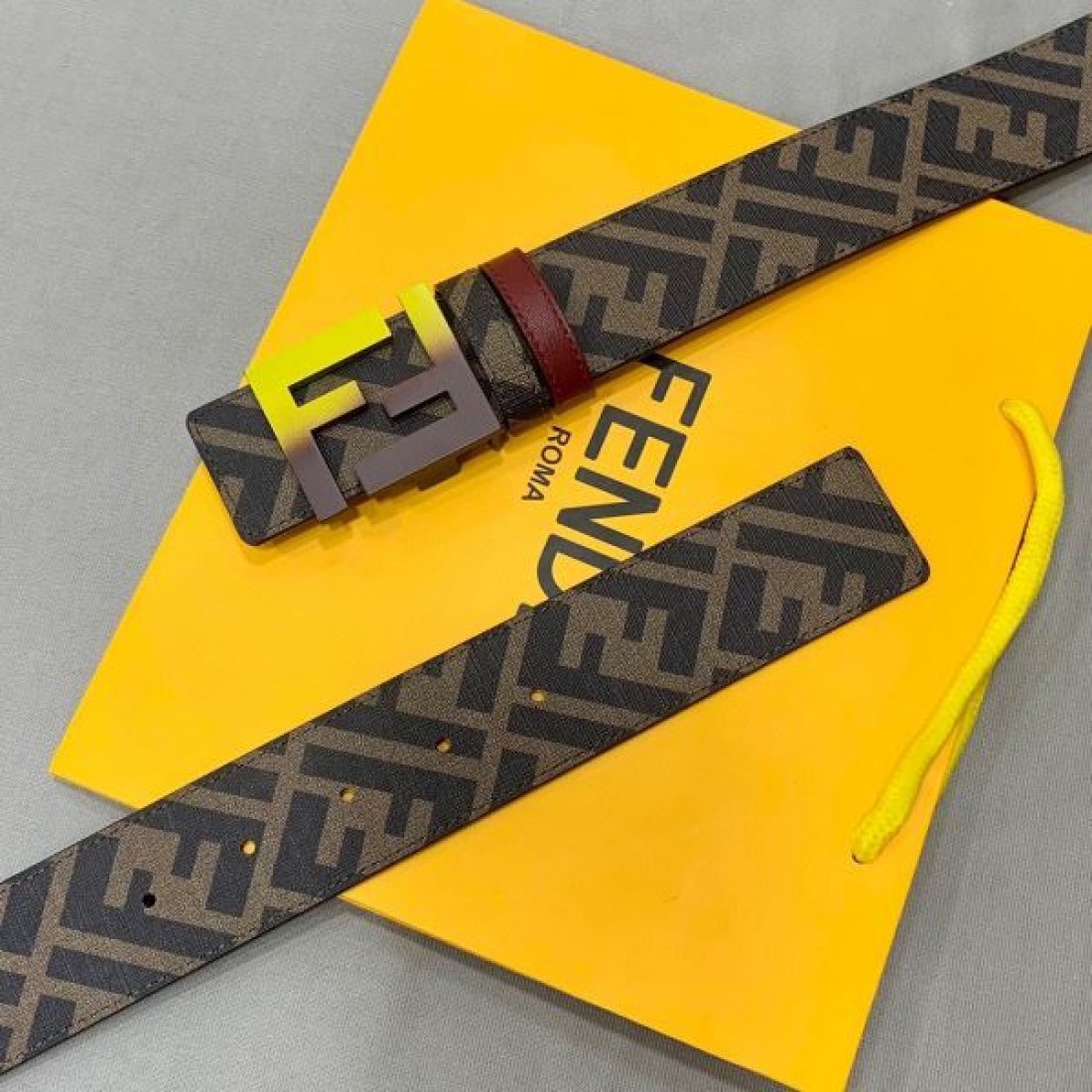 FENDI 洗練されたデザイン ユニセックス フェンデイ コピー ベルト