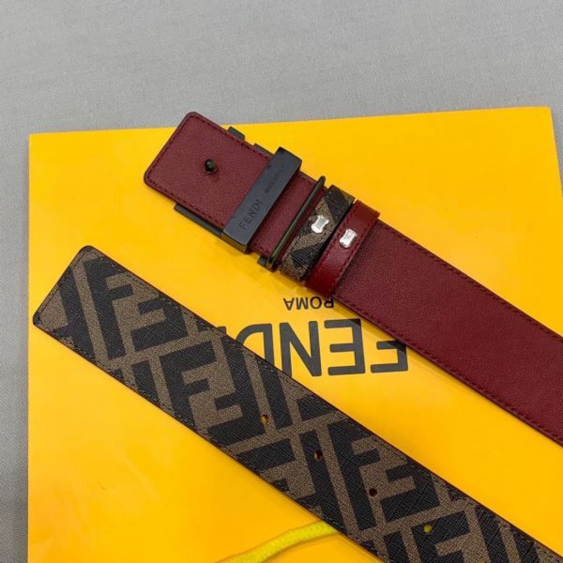 FENDI 洗練されたデザイン ユニセックス フェンデイ コピー ベルト