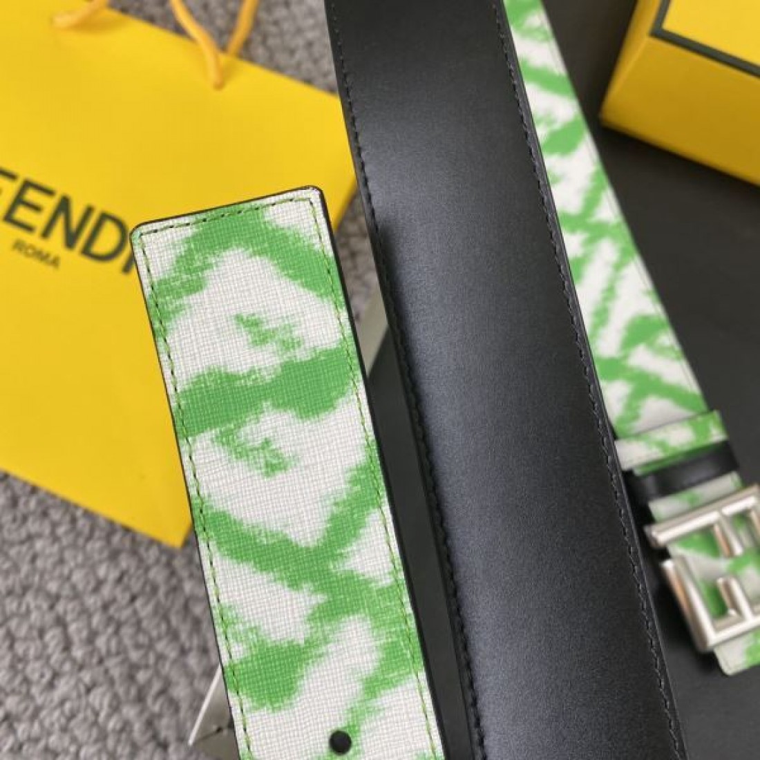フェンデイ コピー ベルト 高級感 洗練された 上品な印象 FENDI
