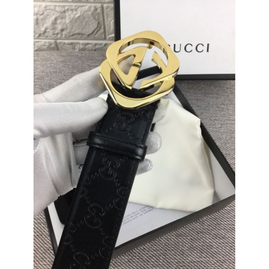 GUCCI グッチ スーパー コピー ベルト 高級感 上品 洗練された雰囲気