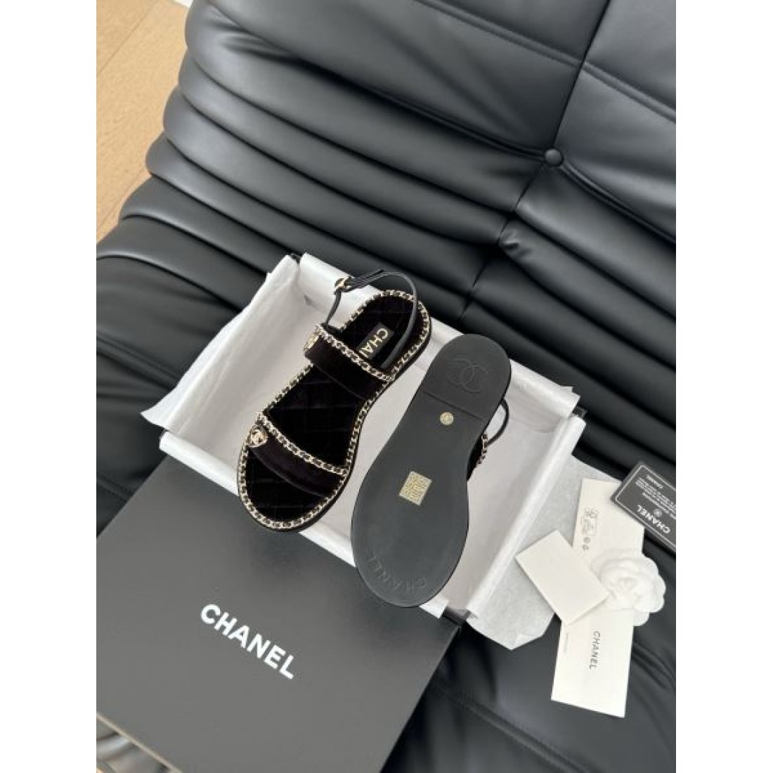 CHANEL 優美な シルエット美 圧倒的な人気 シャネル コピー サンダル
