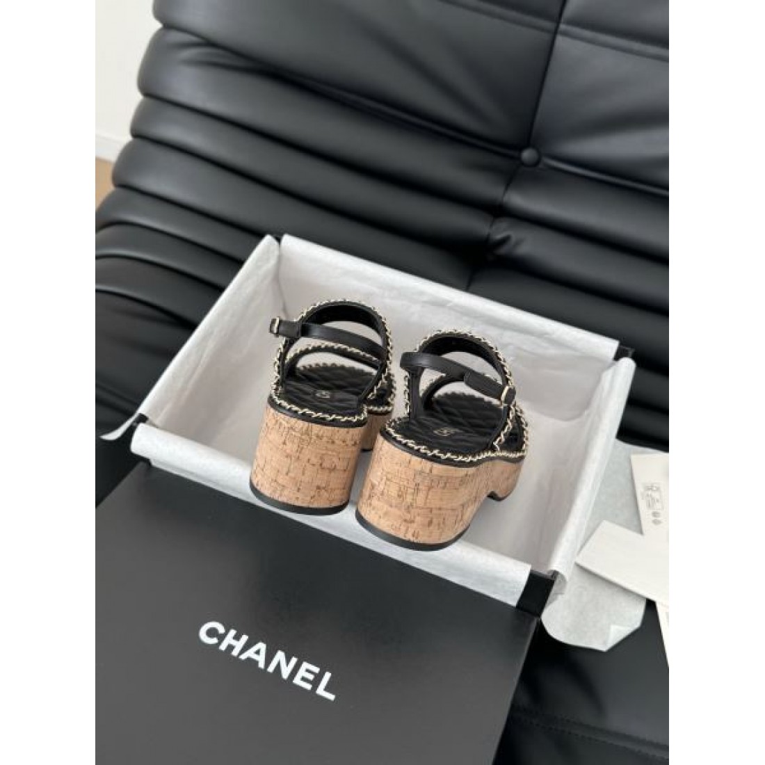 最新作 シャネル コピー サンダル エレガントな 華やかな 洗練美 CHANEL