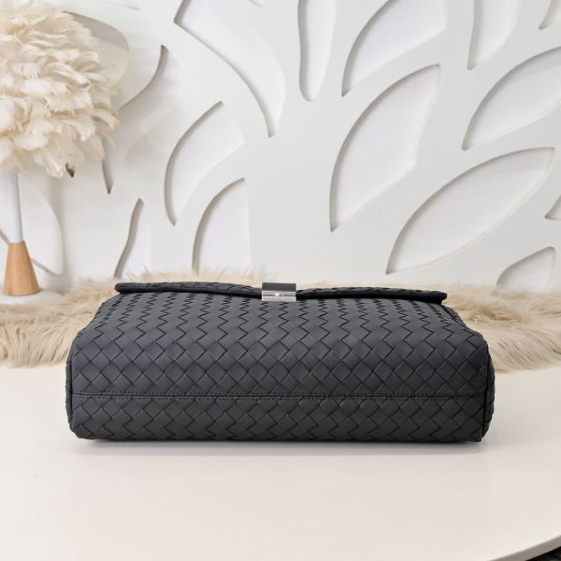 BOTTEGA VENETA ボッテガヴェネタ コピー ブリーフケース スマートな実用性