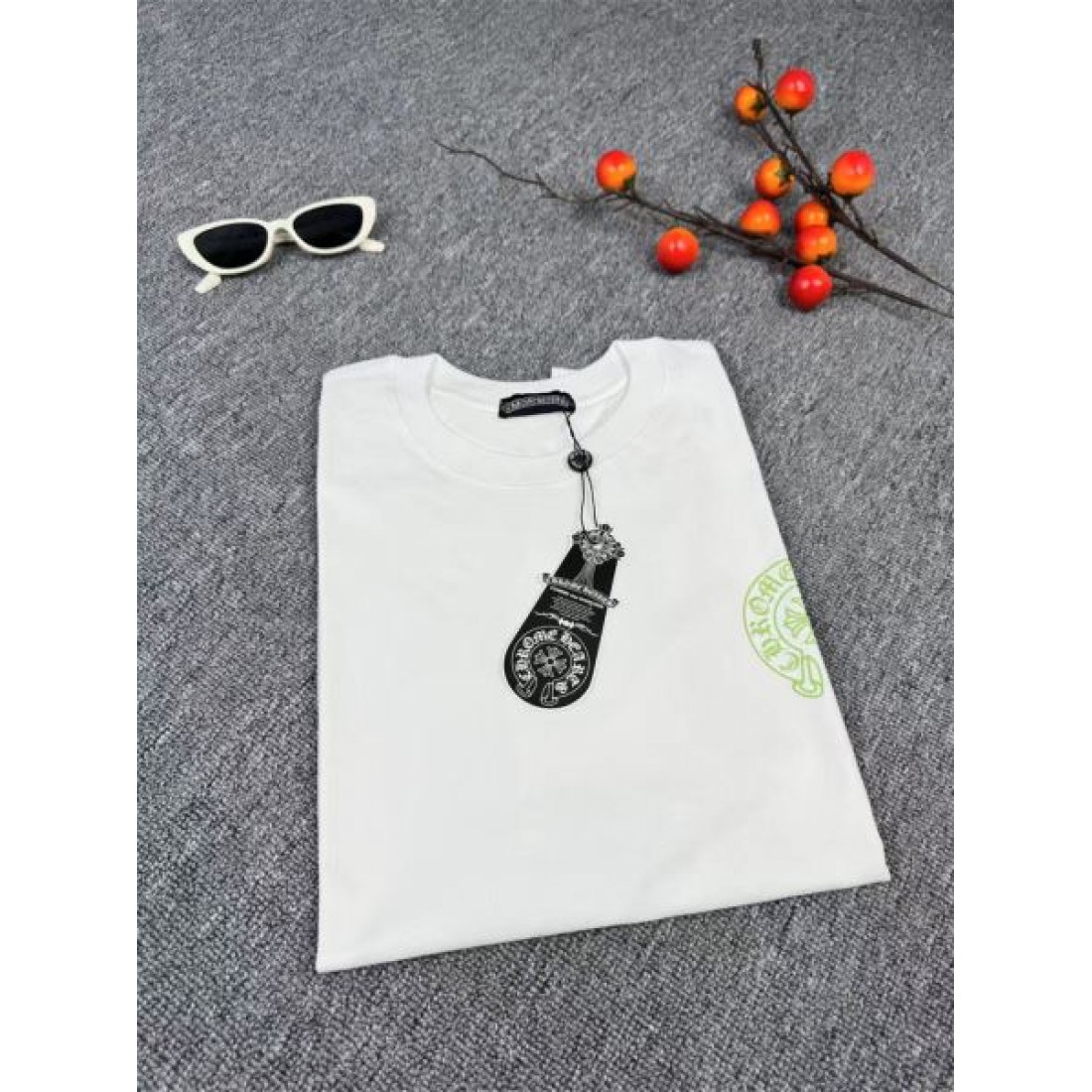 ラグジュアリーでエッジの効いた クロムハーツ 偽物 半袖Tシャツ CHROME HEARTS