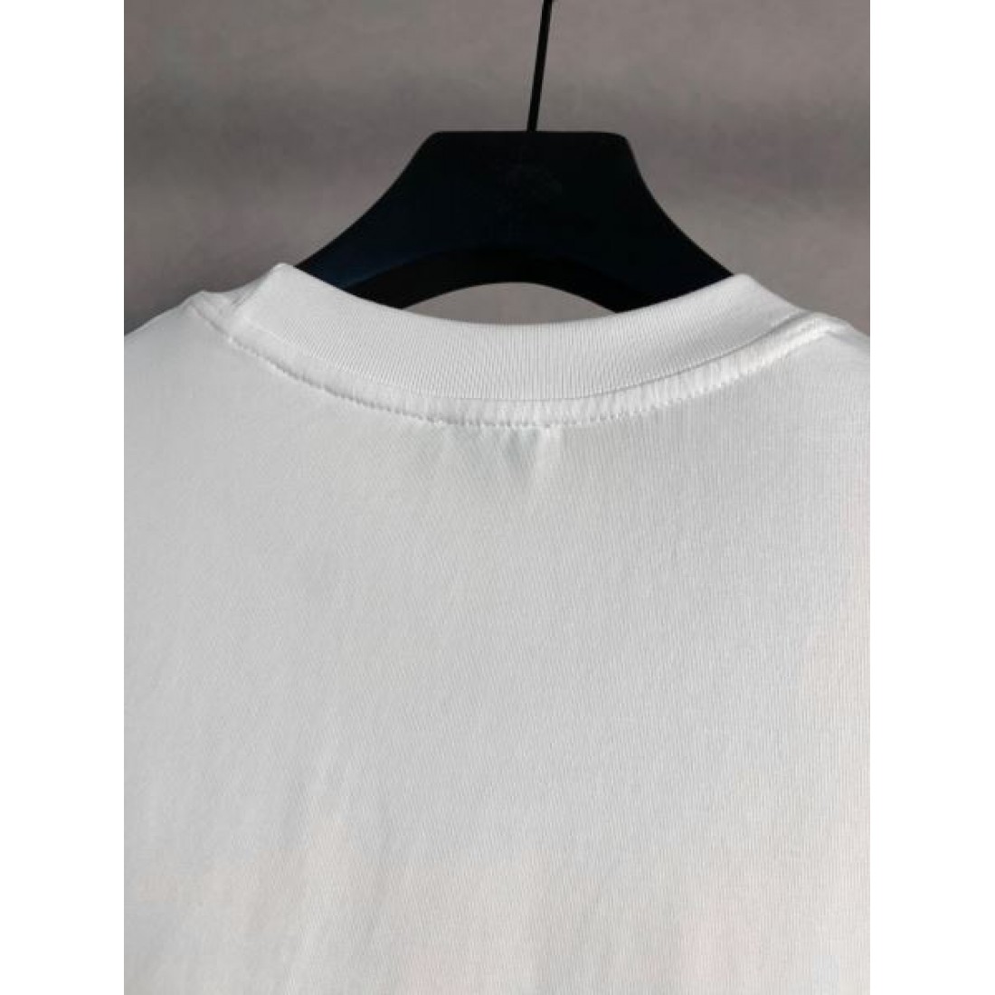  トレンド感満載の グッチ スーパー コピー 半袖Tシャツ GUCCI センス光る遊び心