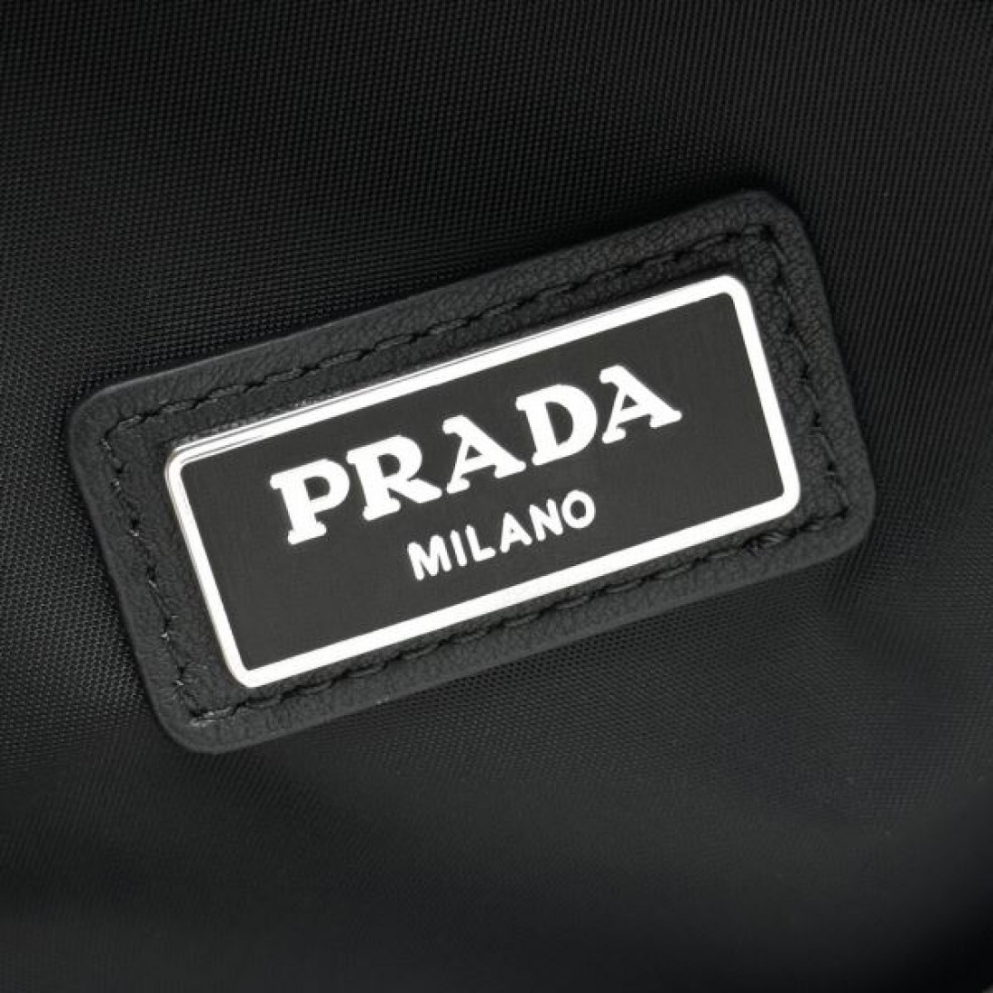 お洒落さん必携 PRADA プラダ コピー ウエストバッグ 自分へのご褒美に