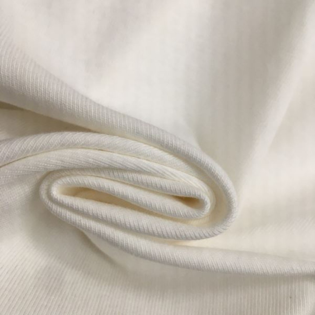 格別な存在感 BURBERRY バーバリー コピー 半袖Tシャツ 春夏新作コレクション