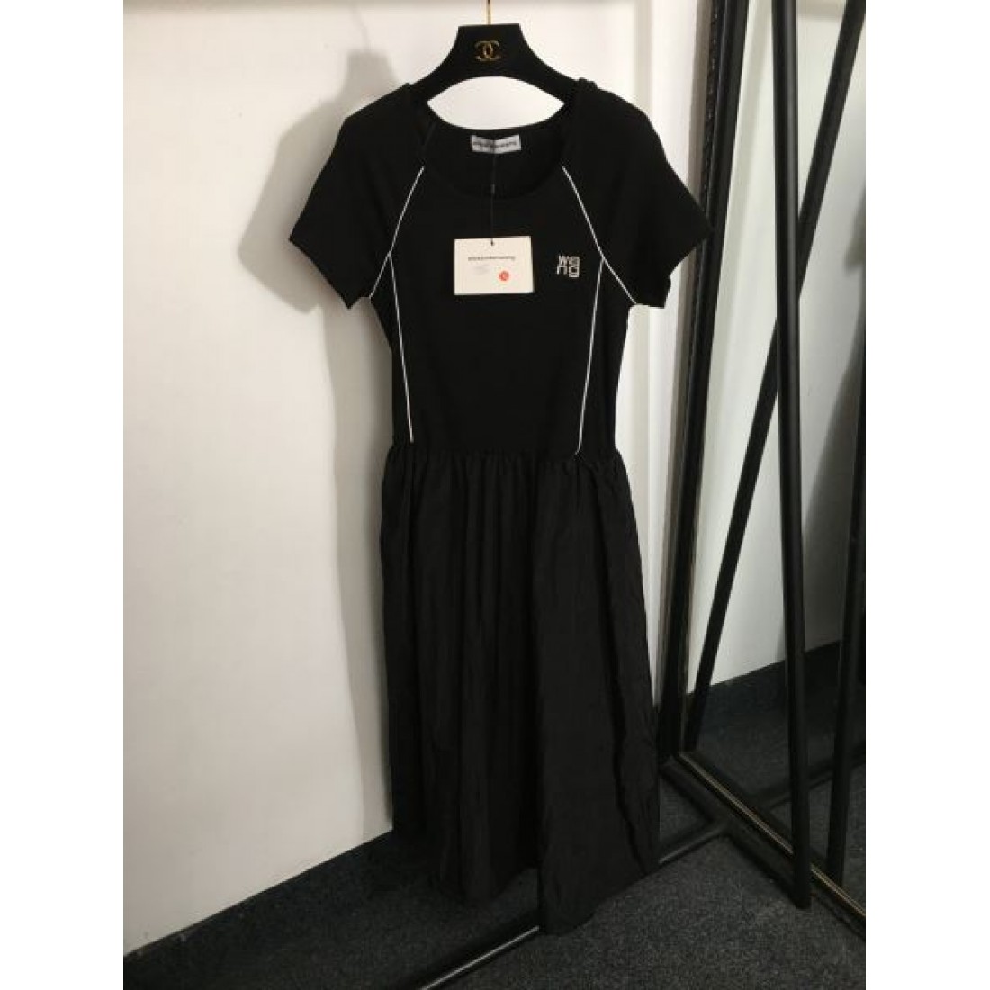 ALEXANDER WANG アレキサンダーワン コピー ワンピース 個性的でエッジの効いた