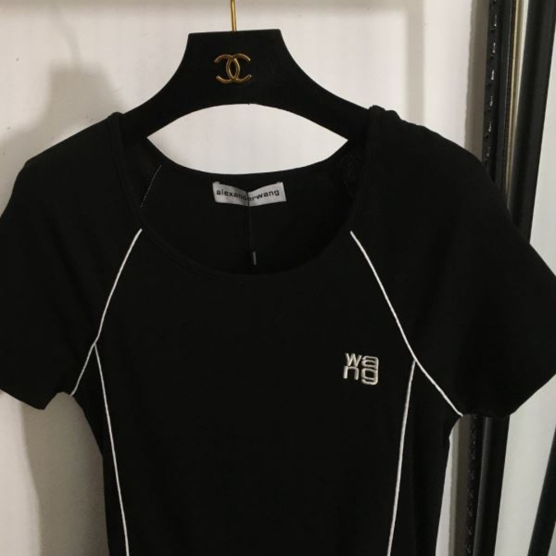  ALEXANDER WANG アレキサンダーワン コピー ワンピース 個性的でエッジの効いた
