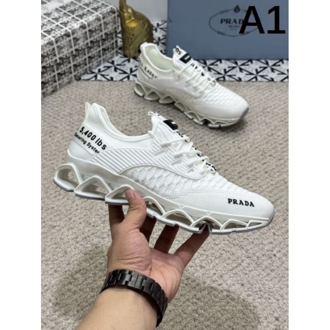 早い者勝ち PRADA プラダ コピー カジュアルシューズ 迷わずゲット