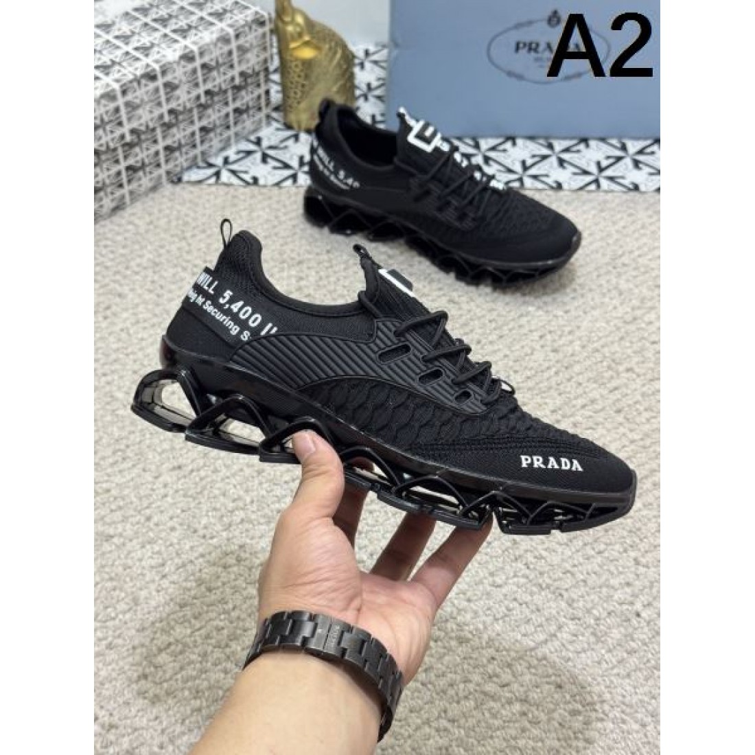 早い者勝ち PRADA プラダ コピー カジュアルシューズ 迷わずゲット