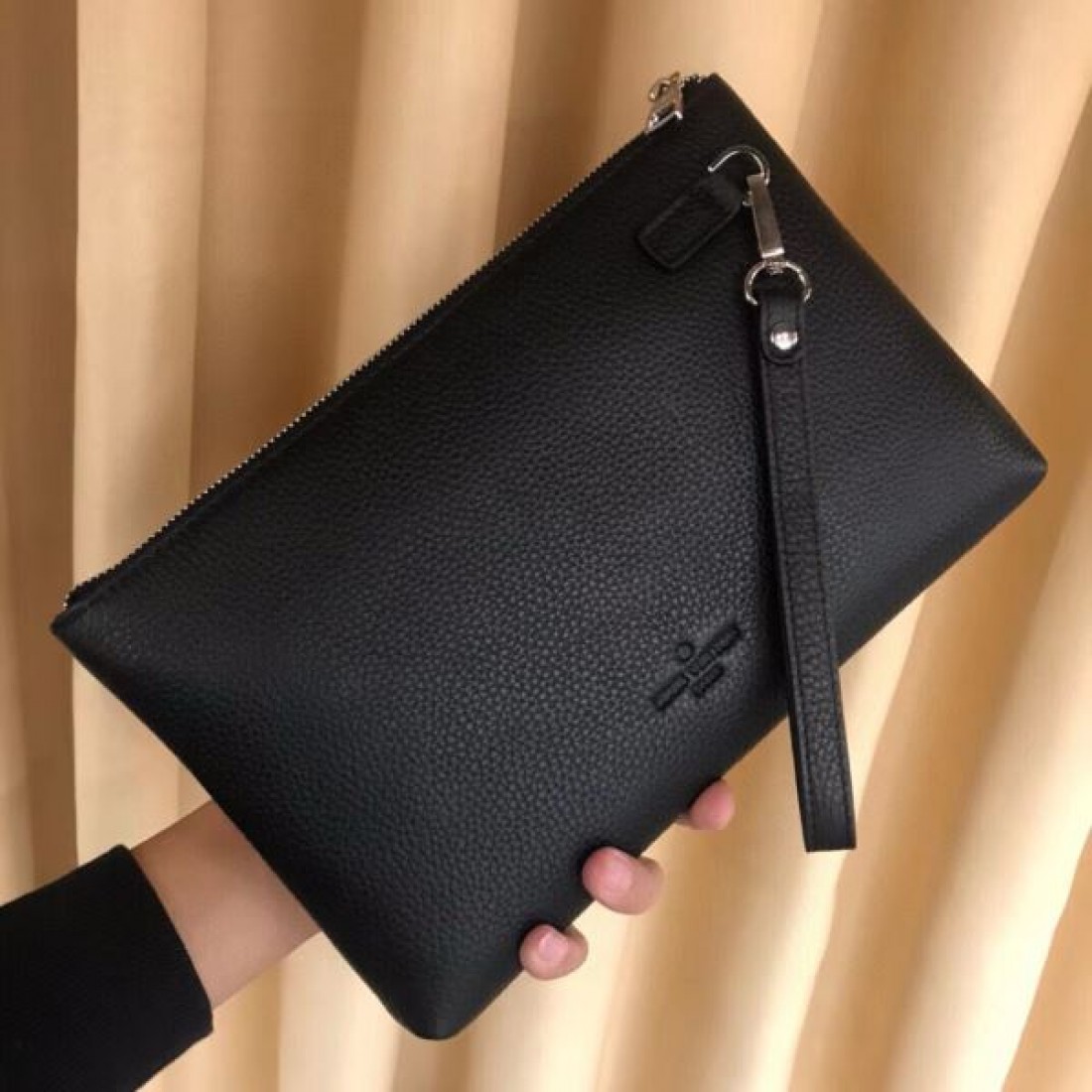 LOUIS VUITTON ルイヴィトン コピー バックパック 大注目の実用的デザイン
