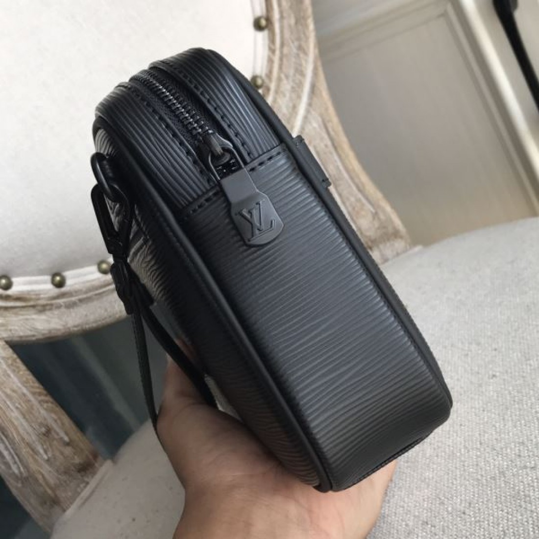  機能美と洗練を備えた ルイヴィトン コピー バックパック 今すぐ欲しい LOUIS VUITTON