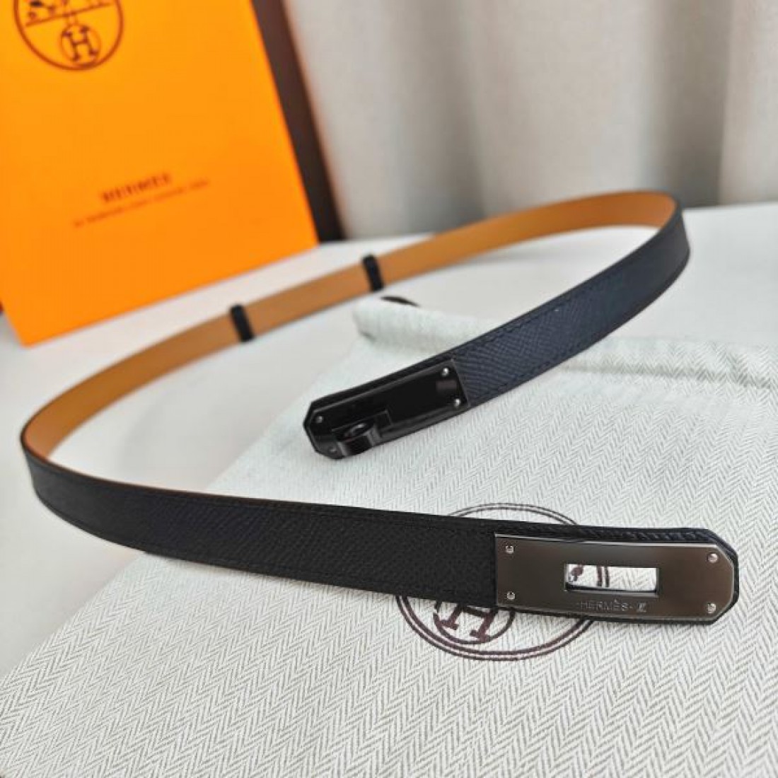 上質でクラシカルな HERMES エルメス コピー ベルト ワンランク上の存在感