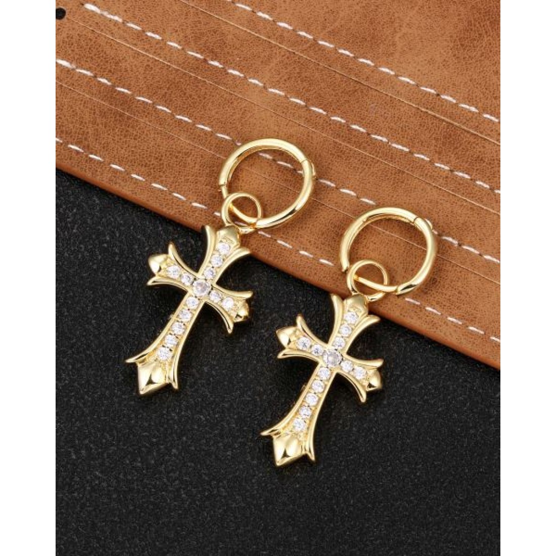 力強く大胆な CHROME HEARTS クロムハーツ コピー イヤリング クールで個性的