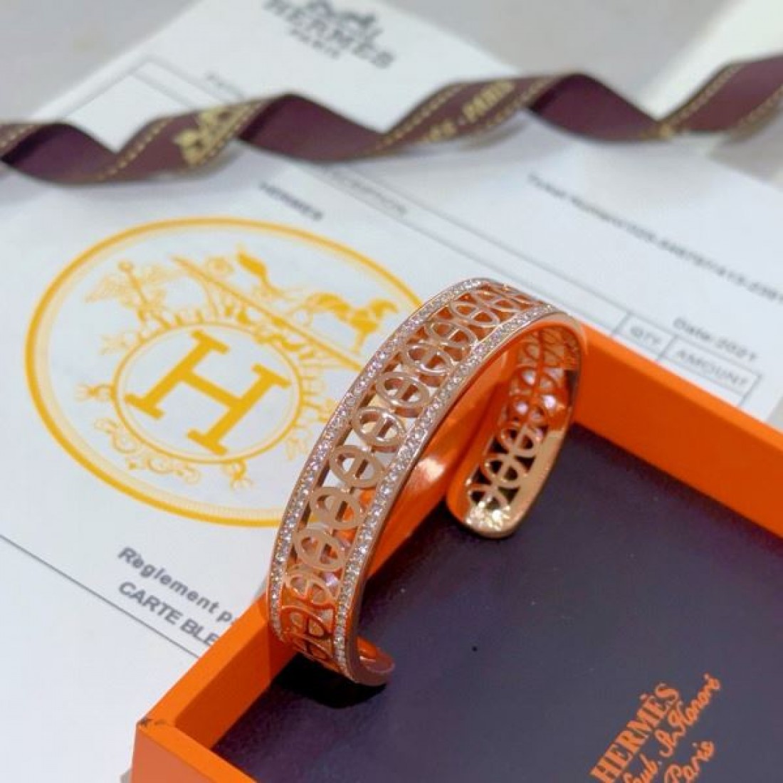 エルメス コピー ブレスレット HERMES 洗練されたシンプルな美しさ