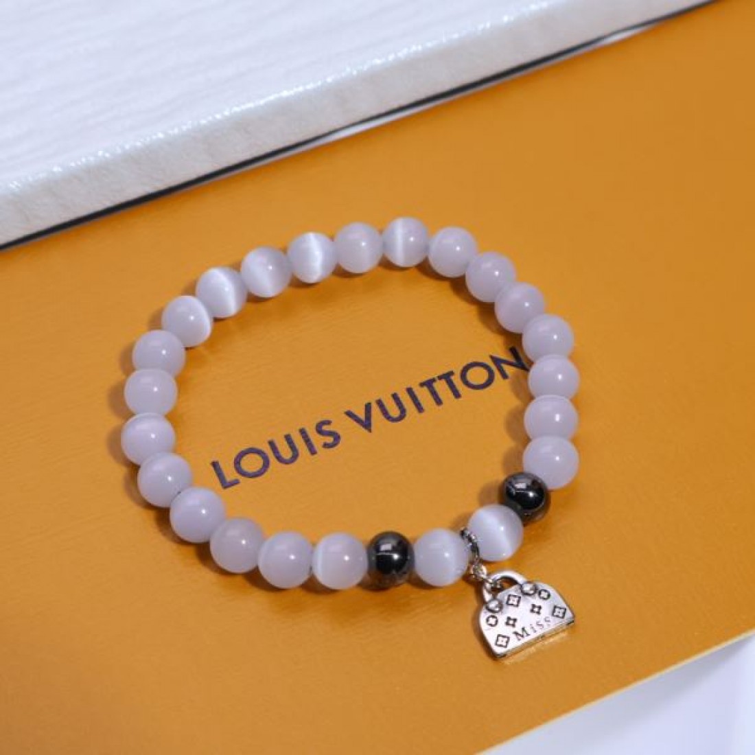 LOUIS VUITTON ルイヴィトン コピー ブレスレット 洗練されたスタイリッシュさ