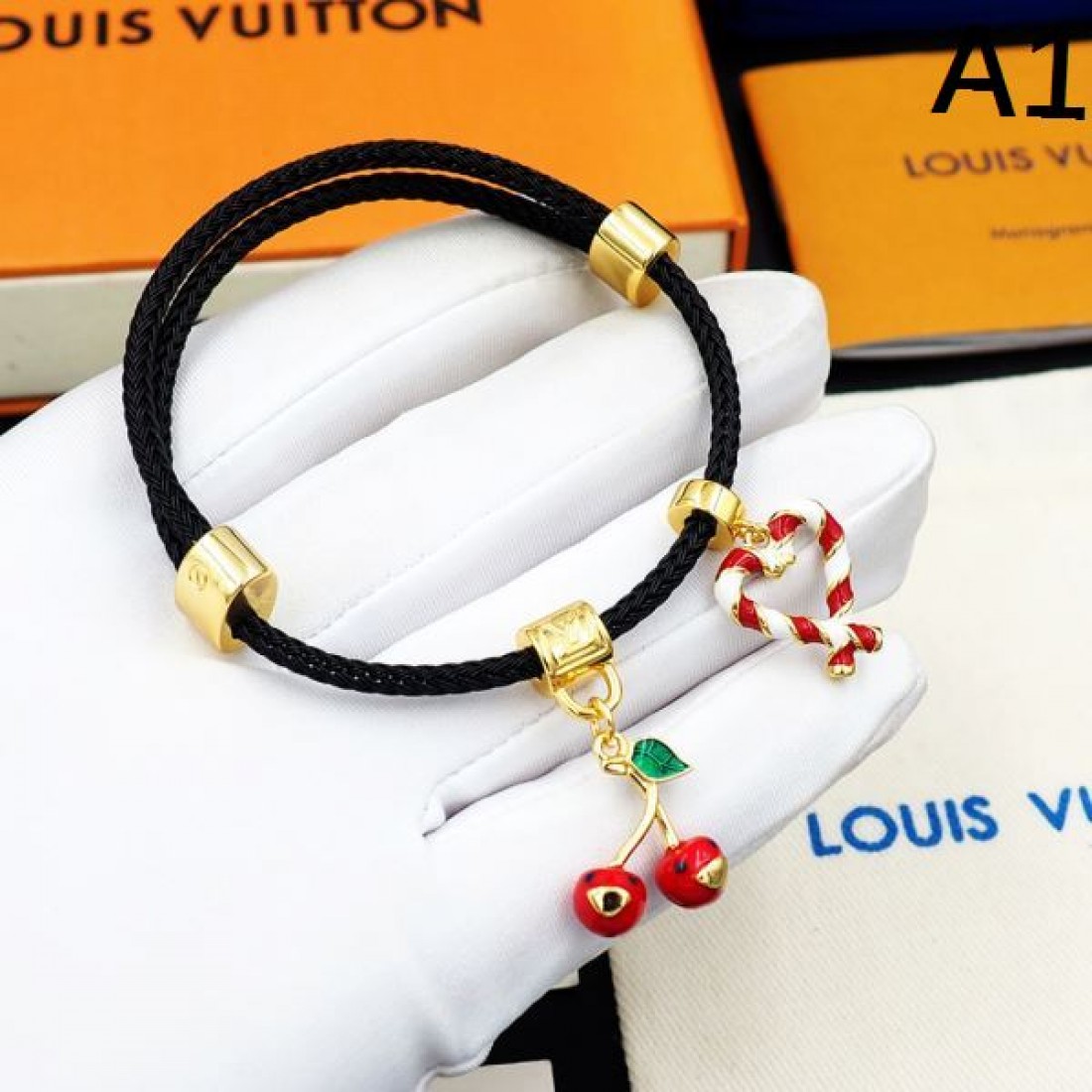 LOUIS VUITTON ルイヴィトン コピー ブレスレット 上品で優雅なデザイン