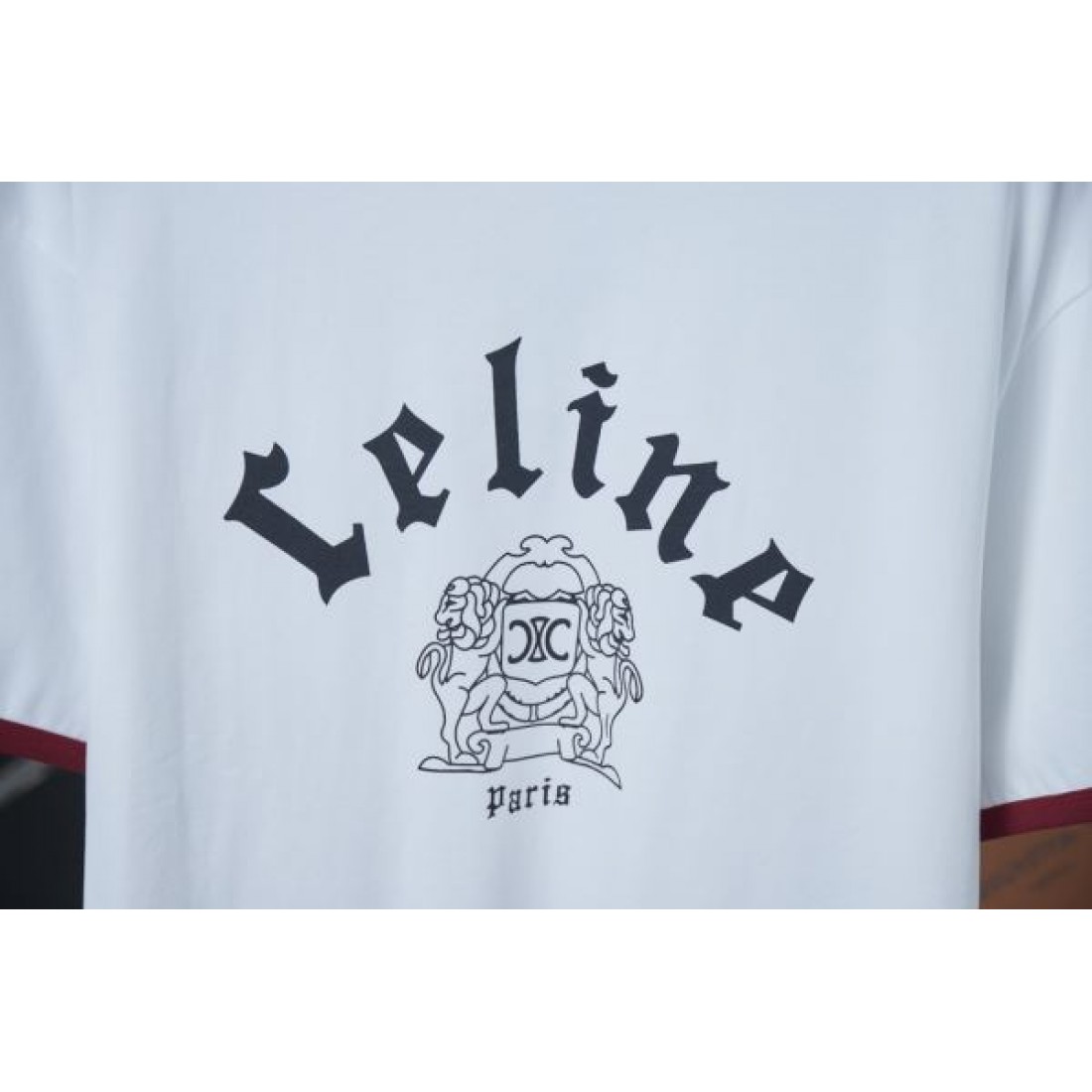 CELINE セリーヌ コピー Tシャツ で叶えるリュクスな印象 しなやかで