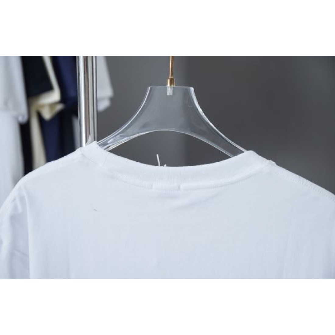 CELINE セリーヌ コピー Tシャツ 着回し自在な優美なシルエットと高品質