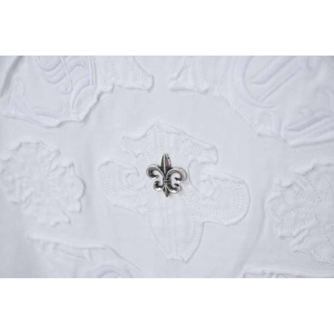 洗練され魅力的な CHROME HEARTS クロムハーツ コピー Tシャツ 注目度抜群の