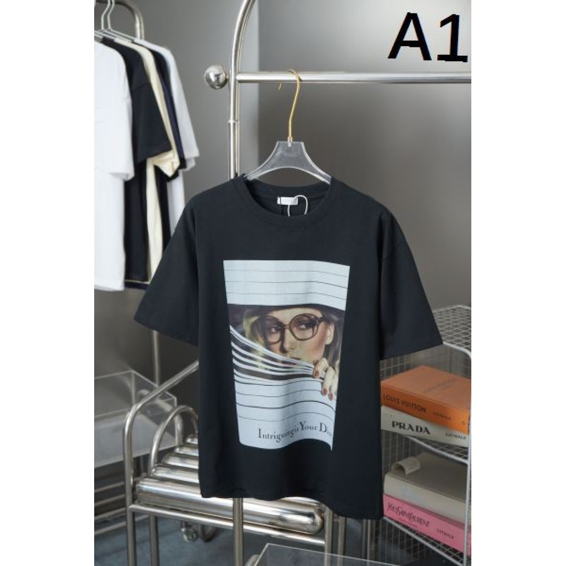 柔らかくエレガントな DIOR ディオール スーパーコピー Tシャツ 人気急上昇の 