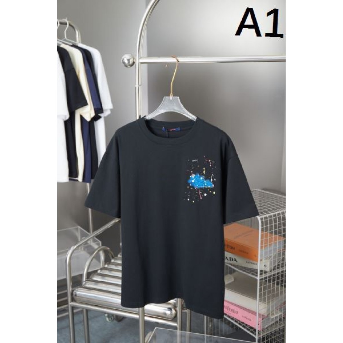 LOUIS VUITTON ルイヴィトン スーパーコピー Tシャツ 個性派必見のデザイン