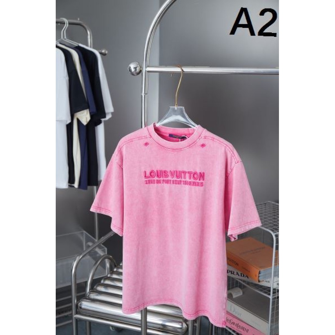 エレガントな LOUIS VUITTON ルイヴィトン スーパーコピー Tシャツ 快適