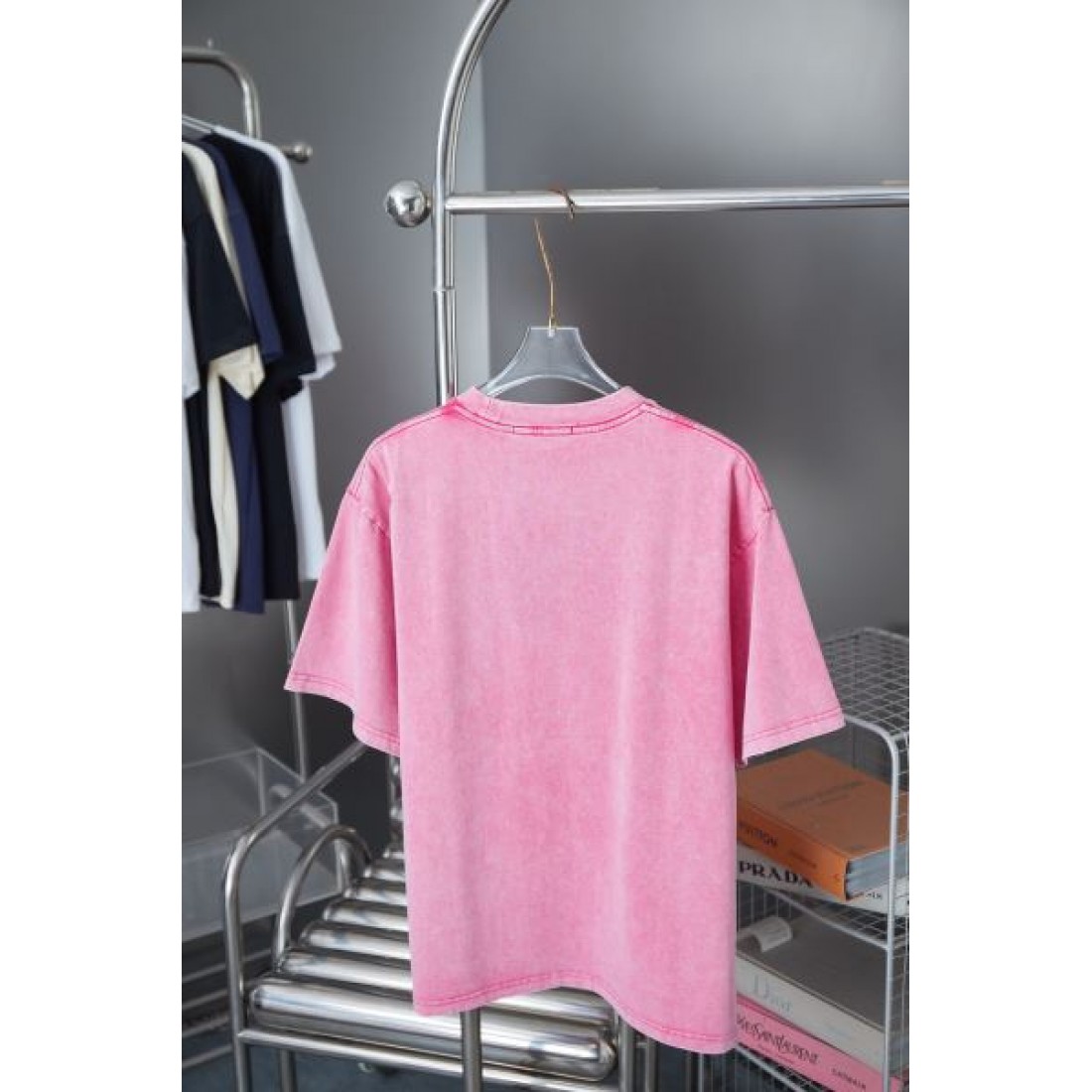エレガントな LOUIS VUITTON ルイヴィトン スーパーコピー Tシャツ 快適