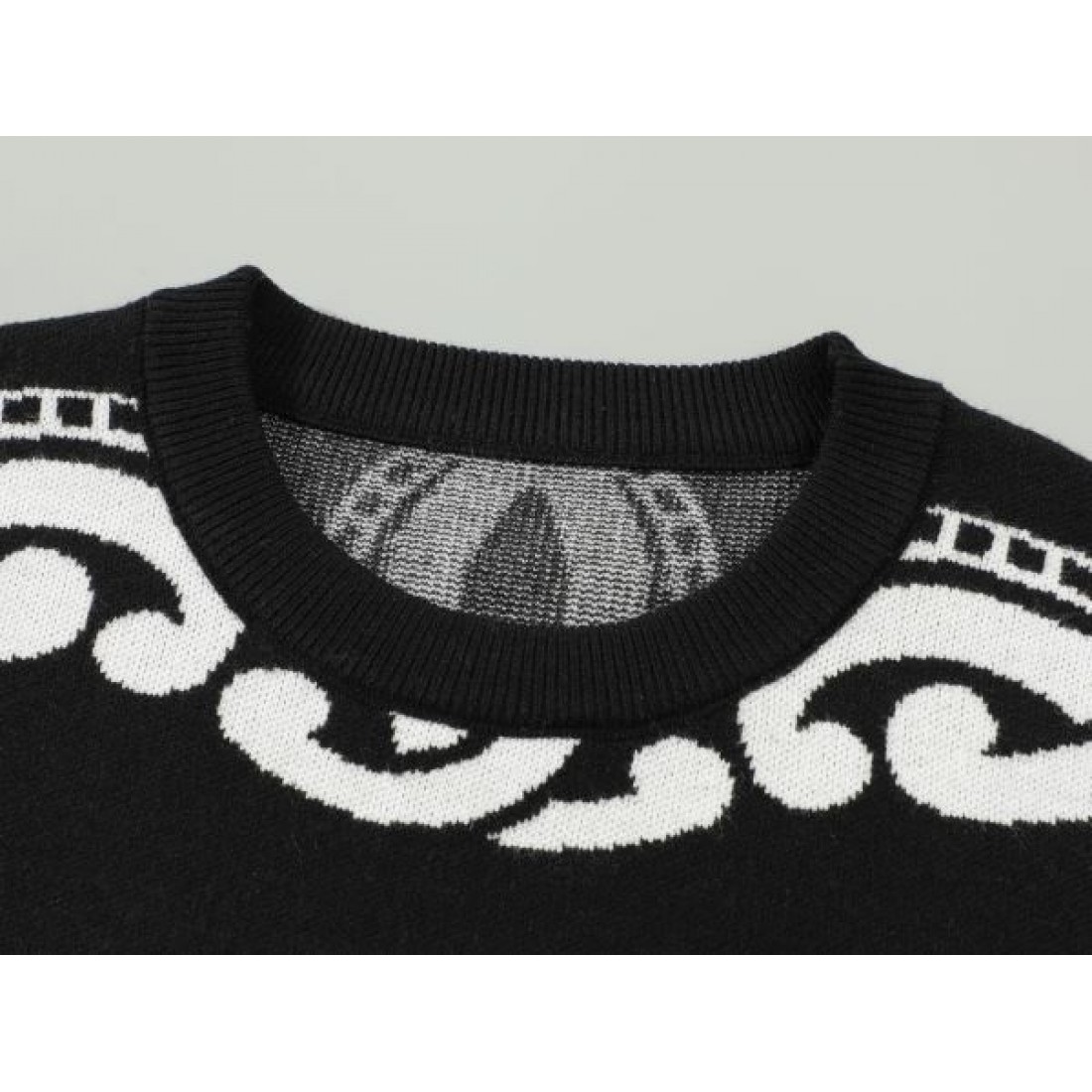 ドルチェ＆ガッバーナ DOLCE＆GABBANA コピー セーター 快適で洗練された印象