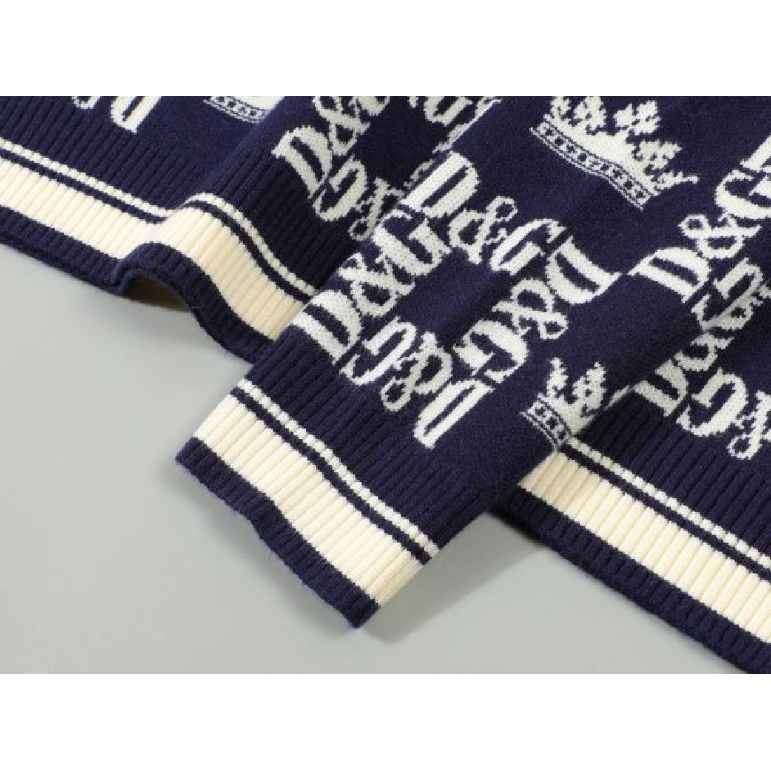 高級感ただよう DOLCE＆GABBANA ドルチェ＆ガッバーナ コピー セーター 洗練された雰囲気
